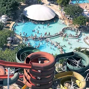 https://apartamento-hotel-piazza-diroma.caldasnovashotels.com